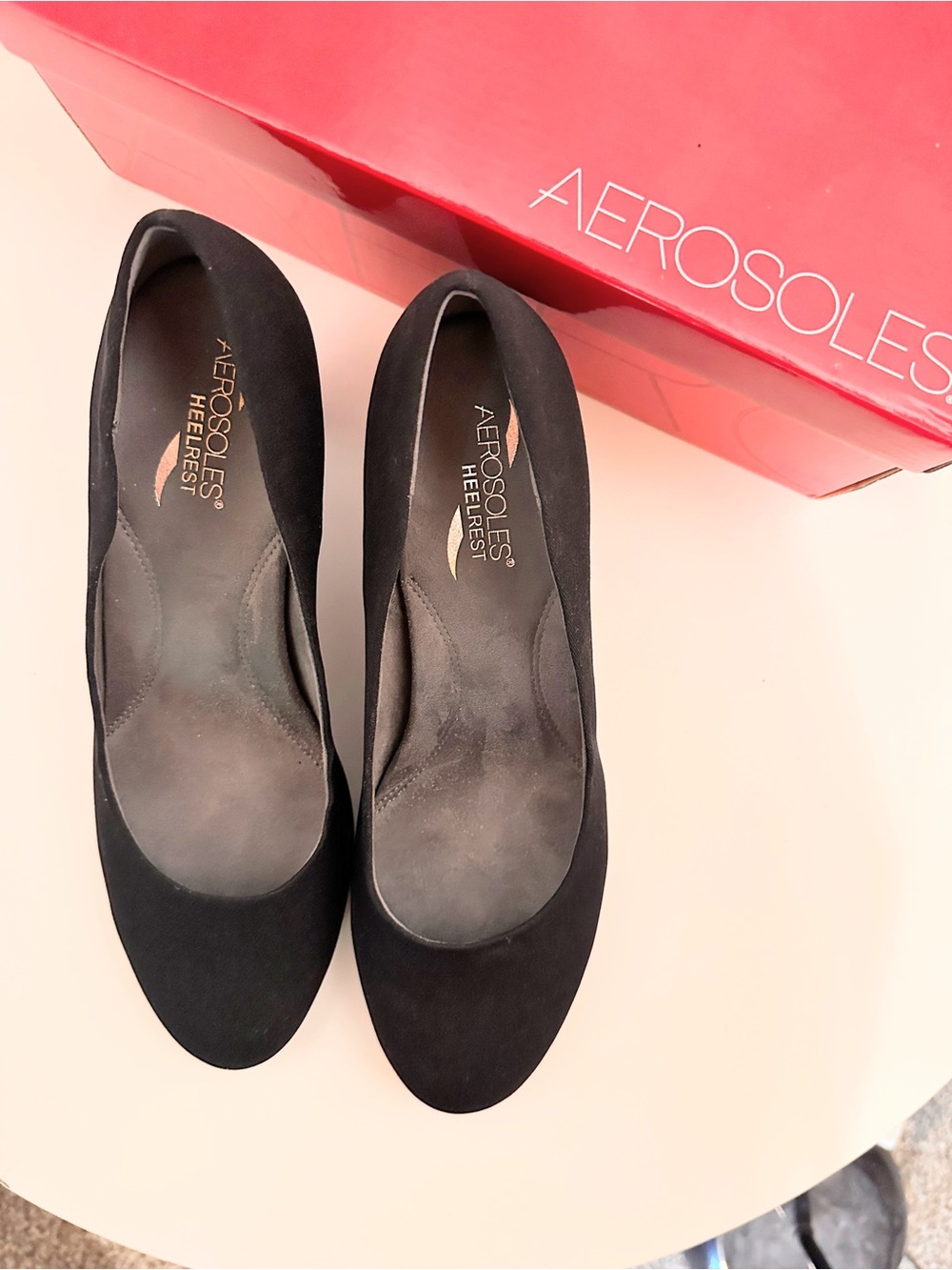 PENDING - Aerosoles Heelrest Classic Pumps Size 10 Black New - Picture 2 of 8